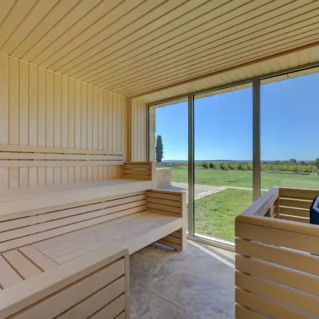 Domaine De Privadiere & Uzès