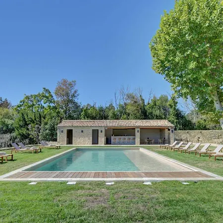 Domaine De Privadiere & Uzès