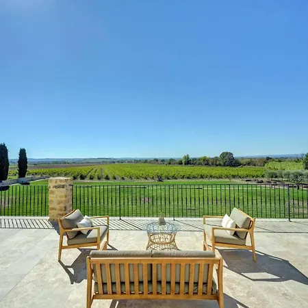 호텔 Domaine De Privadiere & 5*
