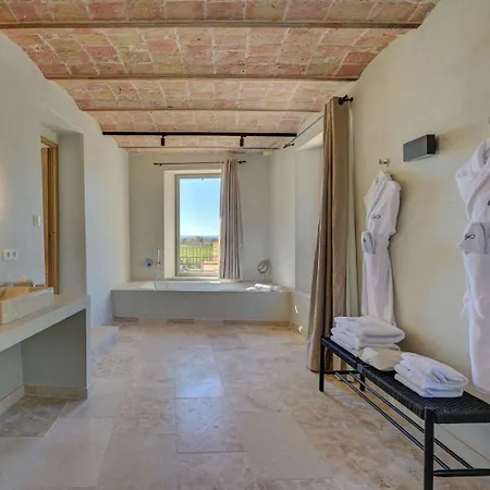 Domaine De Privadiere & فندق